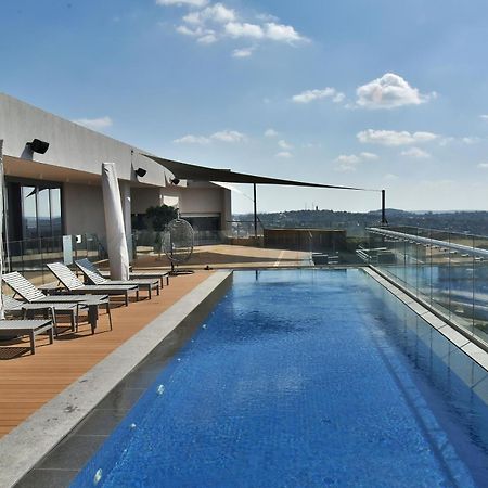 Menlyn Maine Luxury Rentals Pretoria Ngoại thất bức ảnh
