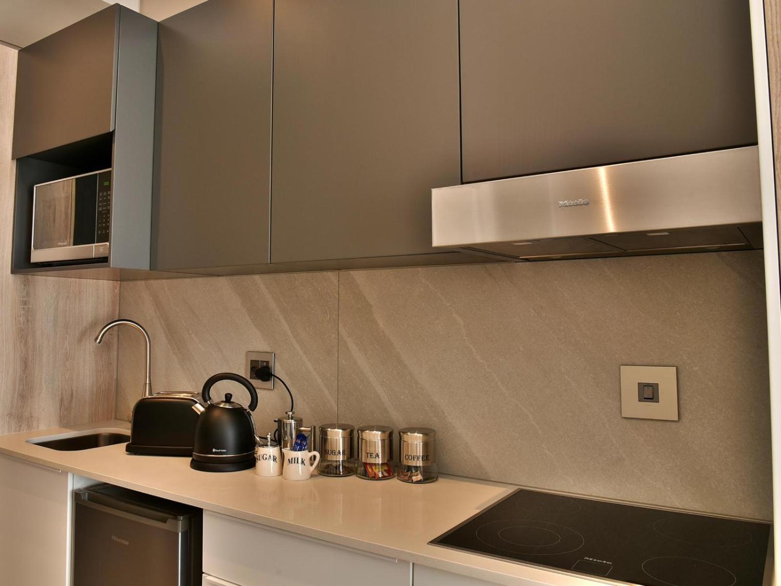Menlyn Maine Luxury Rentals Pretoria Phòng bức ảnh