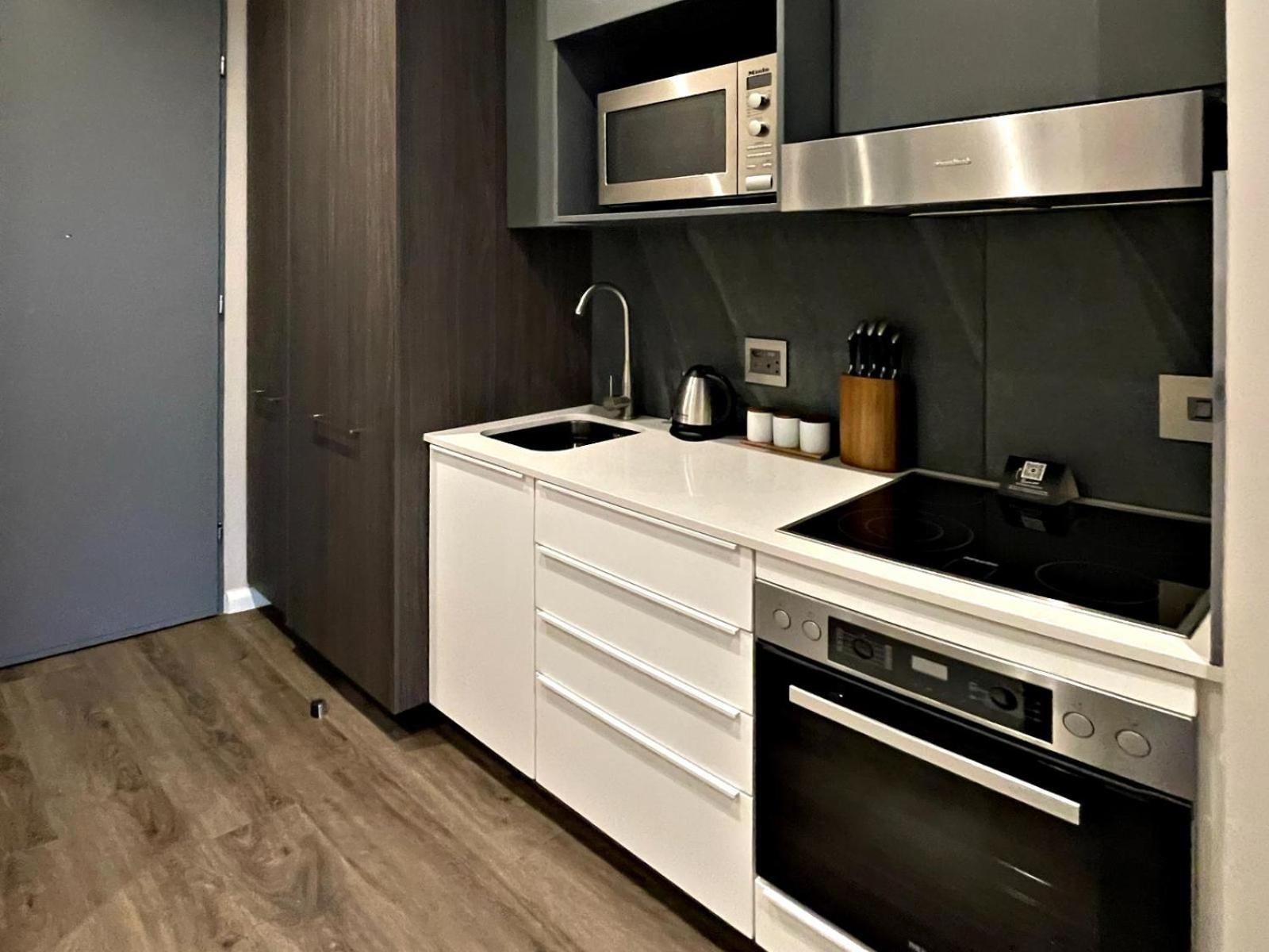 Menlyn Maine Luxury Rentals Pretoria Ngoại thất bức ảnh