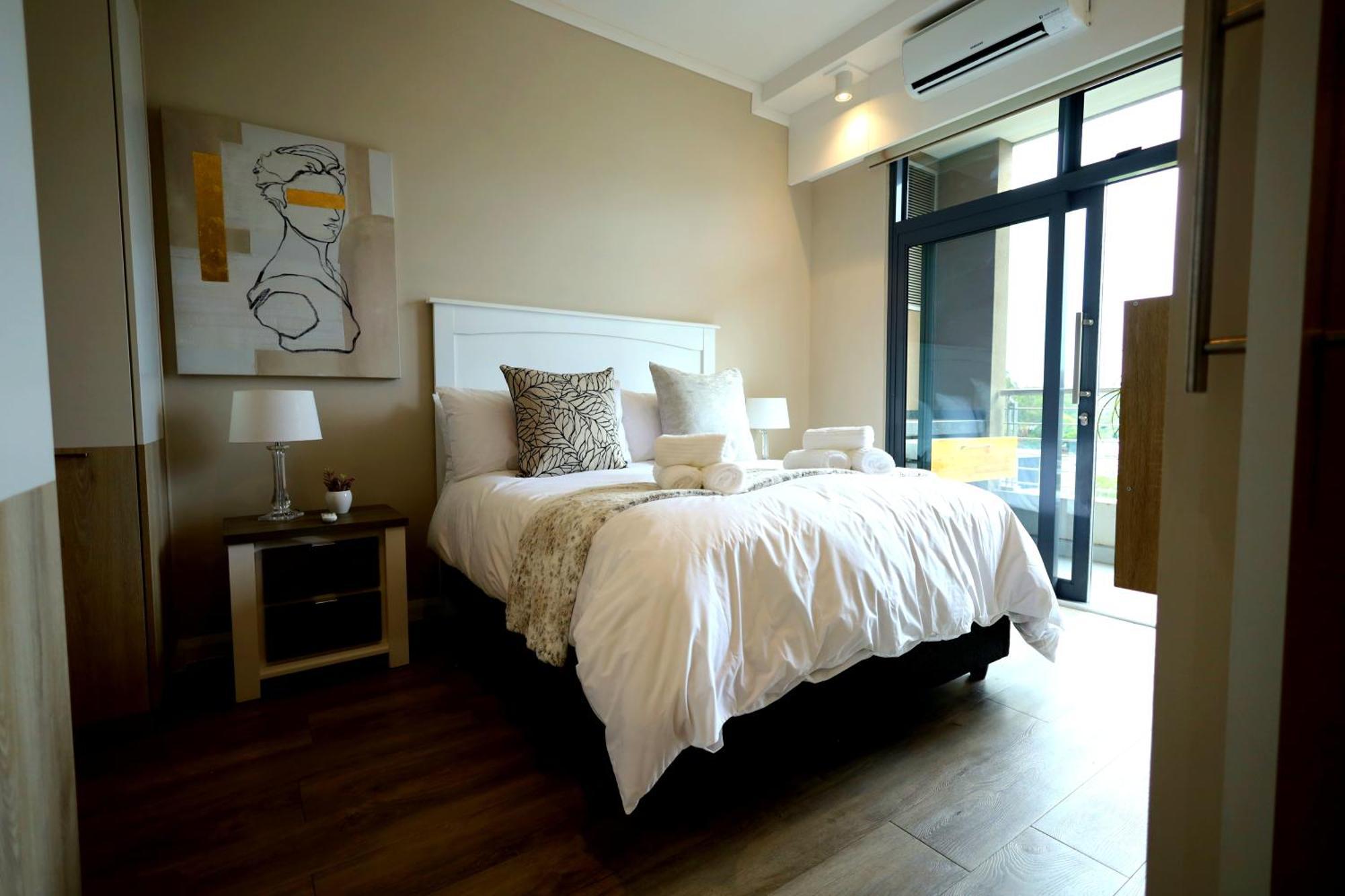 Menlyn Maine Luxury Rentals Pretoria Ngoại thất bức ảnh