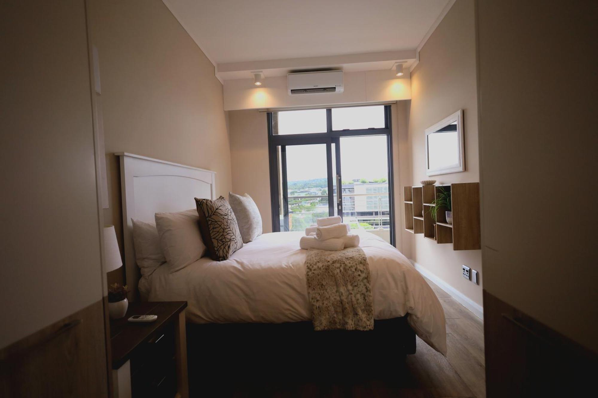 Menlyn Maine Luxury Rentals Pretoria Ngoại thất bức ảnh