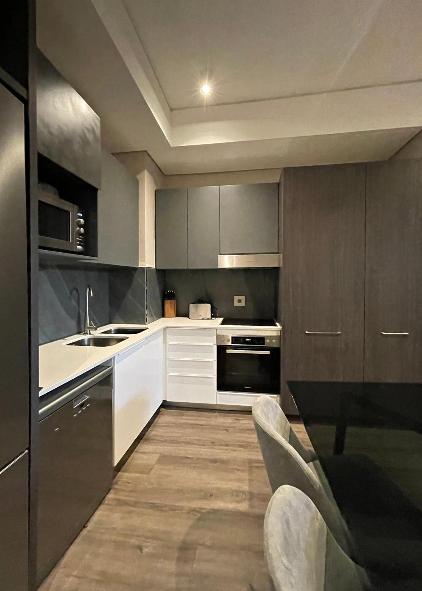 Menlyn Maine Luxury Rentals Pretoria Ngoại thất bức ảnh