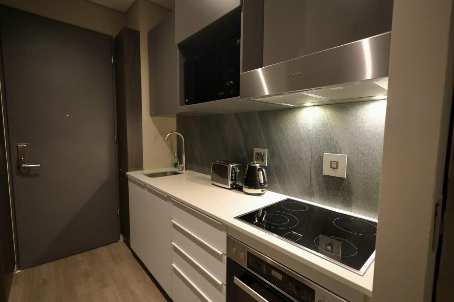 Menlyn Maine Luxury Rentals Pretoria Ngoại thất bức ảnh