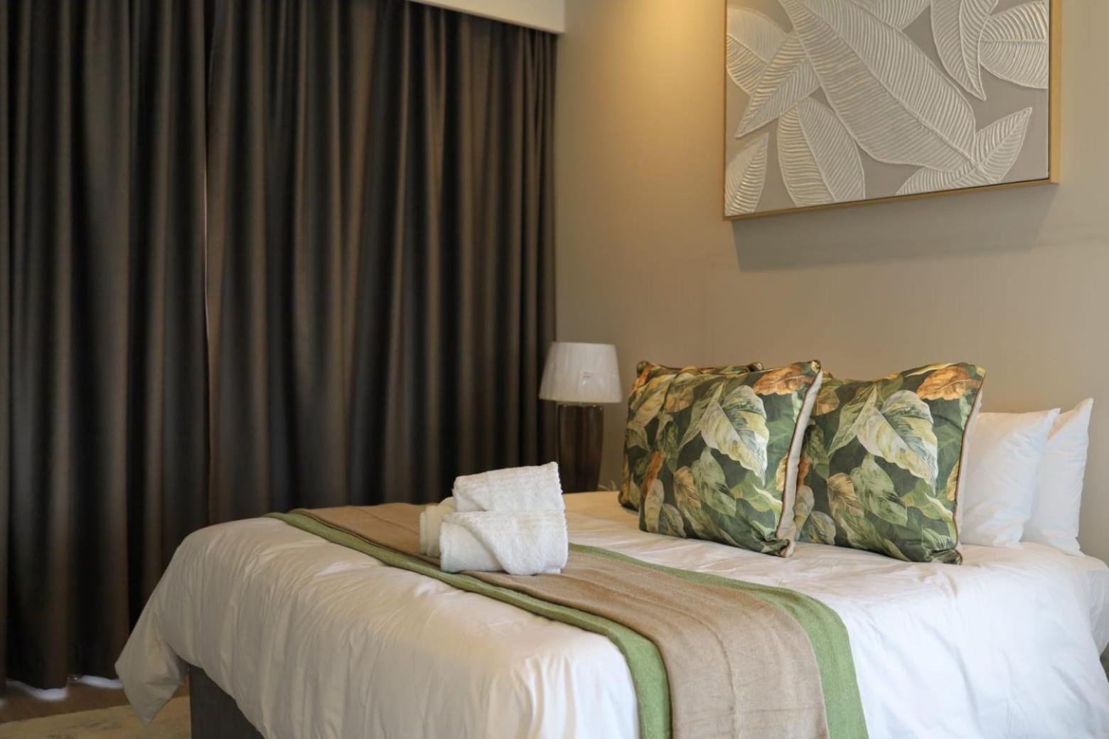 Menlyn Maine Luxury Rentals Pretoria Ngoại thất bức ảnh